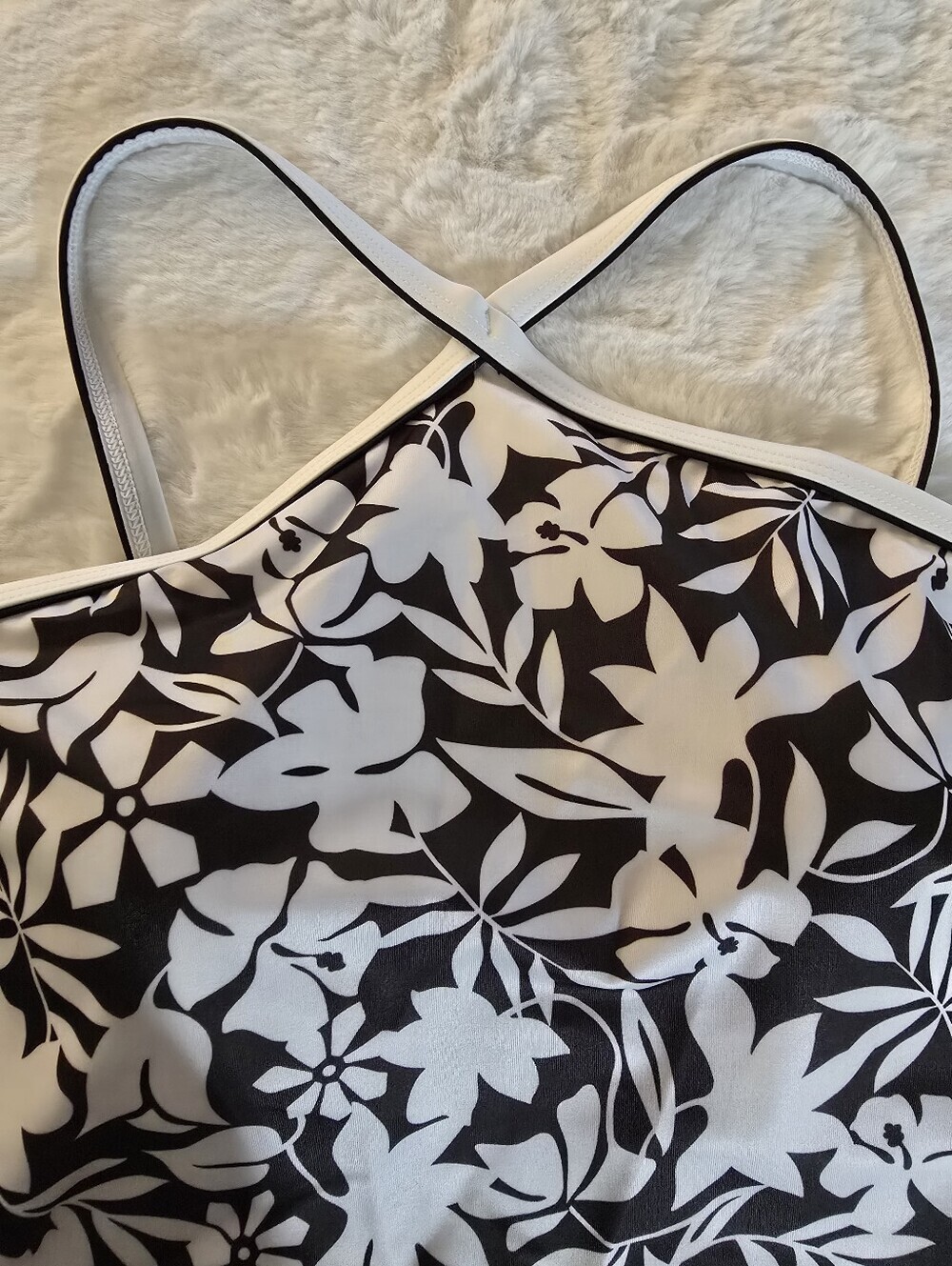 Lands' End Black and White Floral Tankini Top with Matching Swim Shorts (NWT) - Picture 3 of 13